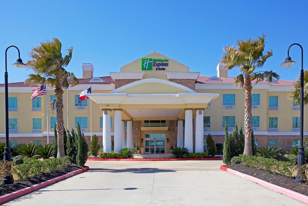 Holiday Inn Express & Suites Pearland, an IHG Hotel